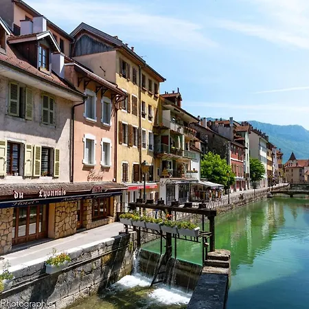 Διαμέρισμα Beautiful In The Vieille D'annecy At 200m From The Άννεσι